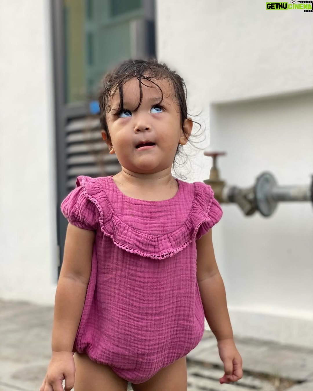 Syatilla Melvin - 72.1K Likes - Masih xboleh lupa 5tahun lepas, aku tekejut lepas doc tarik sarima keluaq dari perut, sebb walaupun umoq dia xsampai 1minit masa tu, muka dia dh sebijik sam🤣🤣
:
Mmg xsia2 bapak pulun nak kan sarima dulu😂
:
Sayang bubu kakak mima, bubu doakan dunia akhirat yg paling terbaik utk kakak❤️selebihnya biaq bubu simpan sendiri🥹🤍happy birthday sygku @sarima_samheizy #17april2019