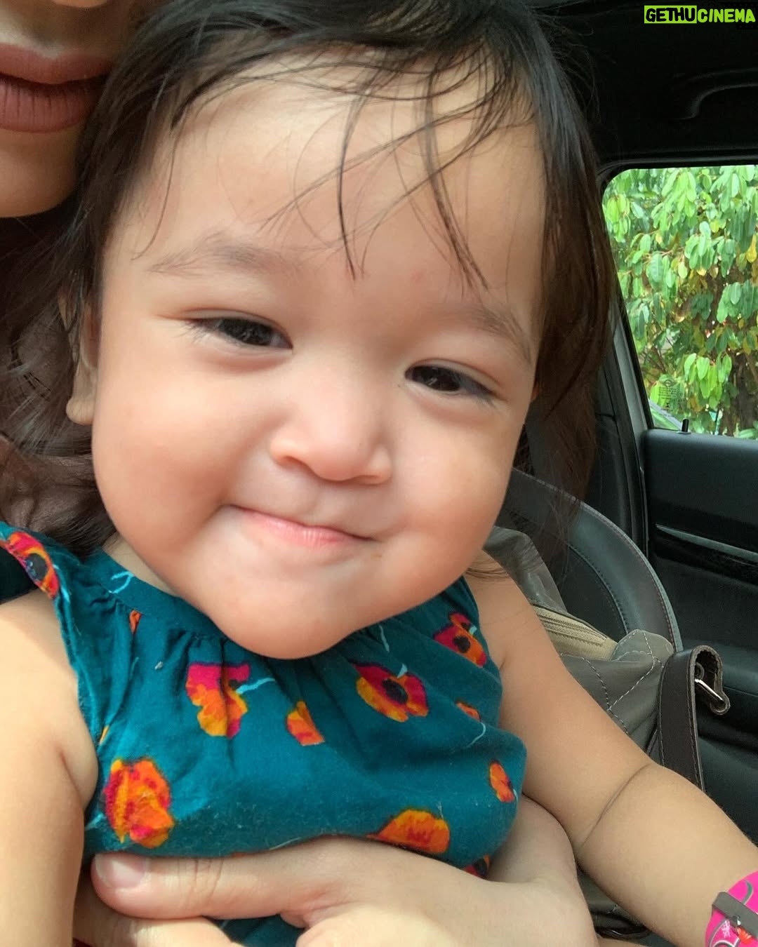 Syatilla Melvin - 72.1K Likes - Masih xboleh lupa 5tahun lepas, aku tekejut lepas doc tarik sarima keluaq dari perut, sebb walaupun umoq dia xsampai 1minit masa tu, muka dia dh sebijik sam🤣🤣
:
Mmg xsia2 bapak pulun nak kan sarima dulu😂
:
Sayang bubu kakak mima, bubu doakan dunia akhirat yg paling terbaik utk kakak❤️selebihnya biaq bubu simpan sendiri🥹🤍happy birthday sygku @sarima_samheizy #17april2019