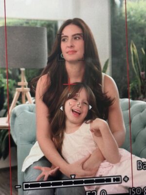 Taliana Vargas Instagram - Alicia aprendió a sacudir el pelo. No se imaginan lo que significa para mí trabajar con ella, es mi motor de vida.. Amamos a nuestra familia Savital. 🫰🏻 @savitalcol