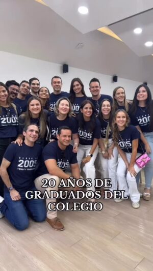 Taliana Vargas Instagram - 20 años de graduados del Colegio @colbilinguesm 💙🌊