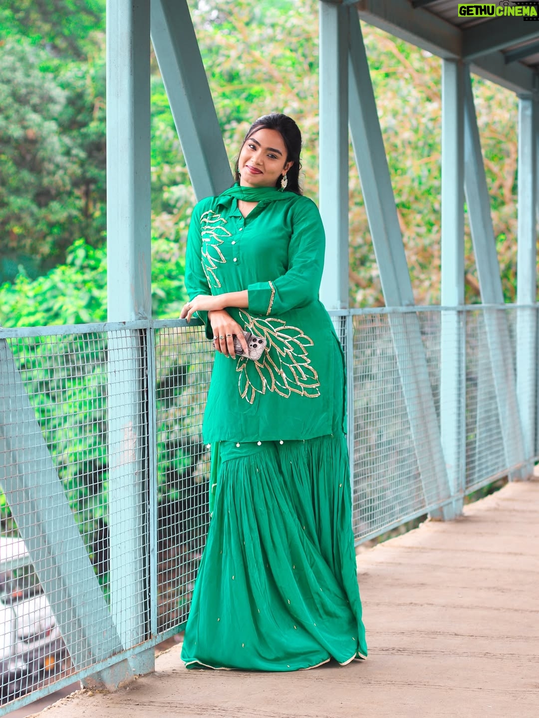 Tamkeen Khan - 125.4K Likes - Green is not my colour but do you guys like it??🤍💚 
,,
,,
,,
Wearing- @closet_by_nishrat 
Pc- @timmma62 
,,
,,
#tamkeenkhan #tamkeenpeople #love #green #fashion #fashionable #fashiongram #fashionista #fashionblogger #instagram #insta #instapic #instafit #viral #explore #explorepage #fyp #foryou #foryoupage