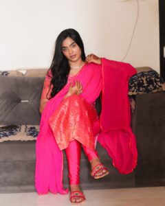 Actress Tamkeen Khan HD Photos and Wallpapers April 2025