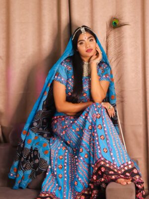 Tamkeen Khan Instagram - Happy Janmashtami 🫶🏻✨🪩🤍🩵
,,
,,
Outfit & jewellery- @closet_by_nishrat
Makeover & hair- @tamkeen_khan_official
,,
,,
#tamkeenkhan #tamkeenpeople #love #fashion #janmastami #fashiongram #fashionable #fashionista #fashionblogger #instagram #instafashion