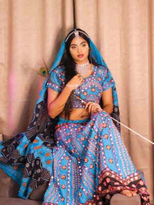 Tamkeen Khan Instagram - Happy Janmashtami 🫶🏻✨🪩🤍🩵
,,
,,
Outfit & jewellery- @closet_by_nishrat
Makeover & hair- @tamkeen_khan_official
,,
,,
#tamkeenkhan #tamkeenpeople #love #fashion #janmastami #fashiongram #fashionable #fashionista #fashionblogger #instagram #instafashion