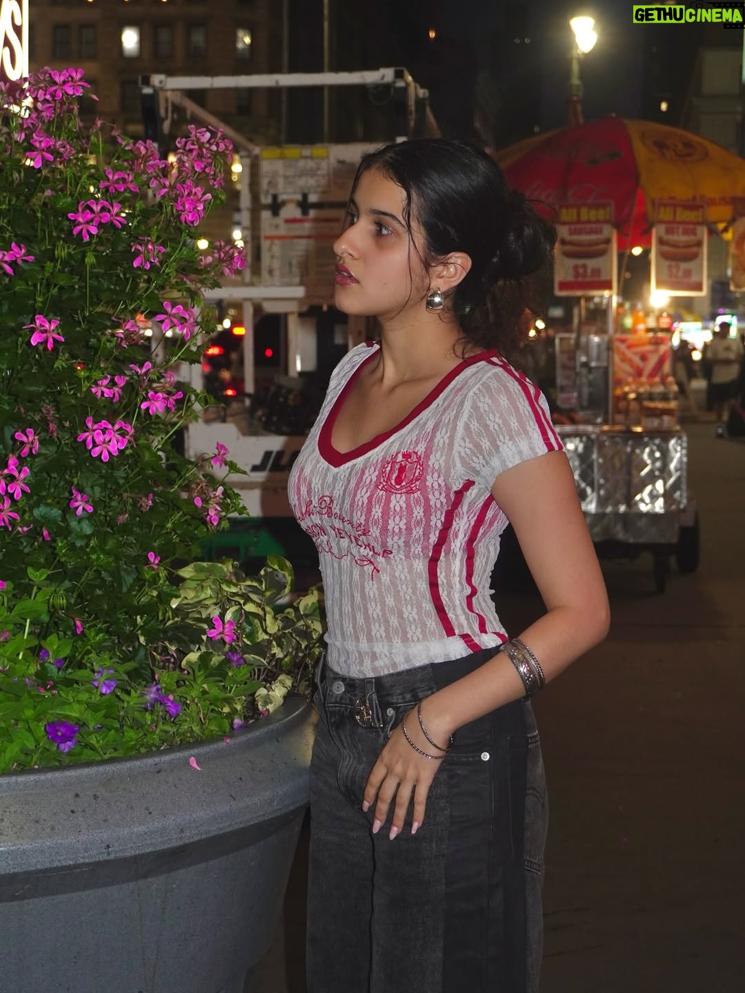 Taneesha Mirwani - 75.1K Likes - all my favourite faces in all my favourite places