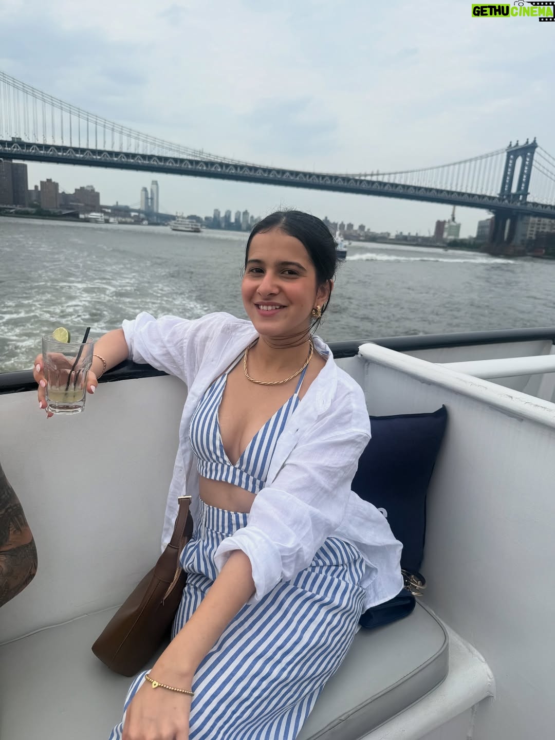 Taneesha Mirwani - 75.1K Likes - all my favourite faces in all my favourite places