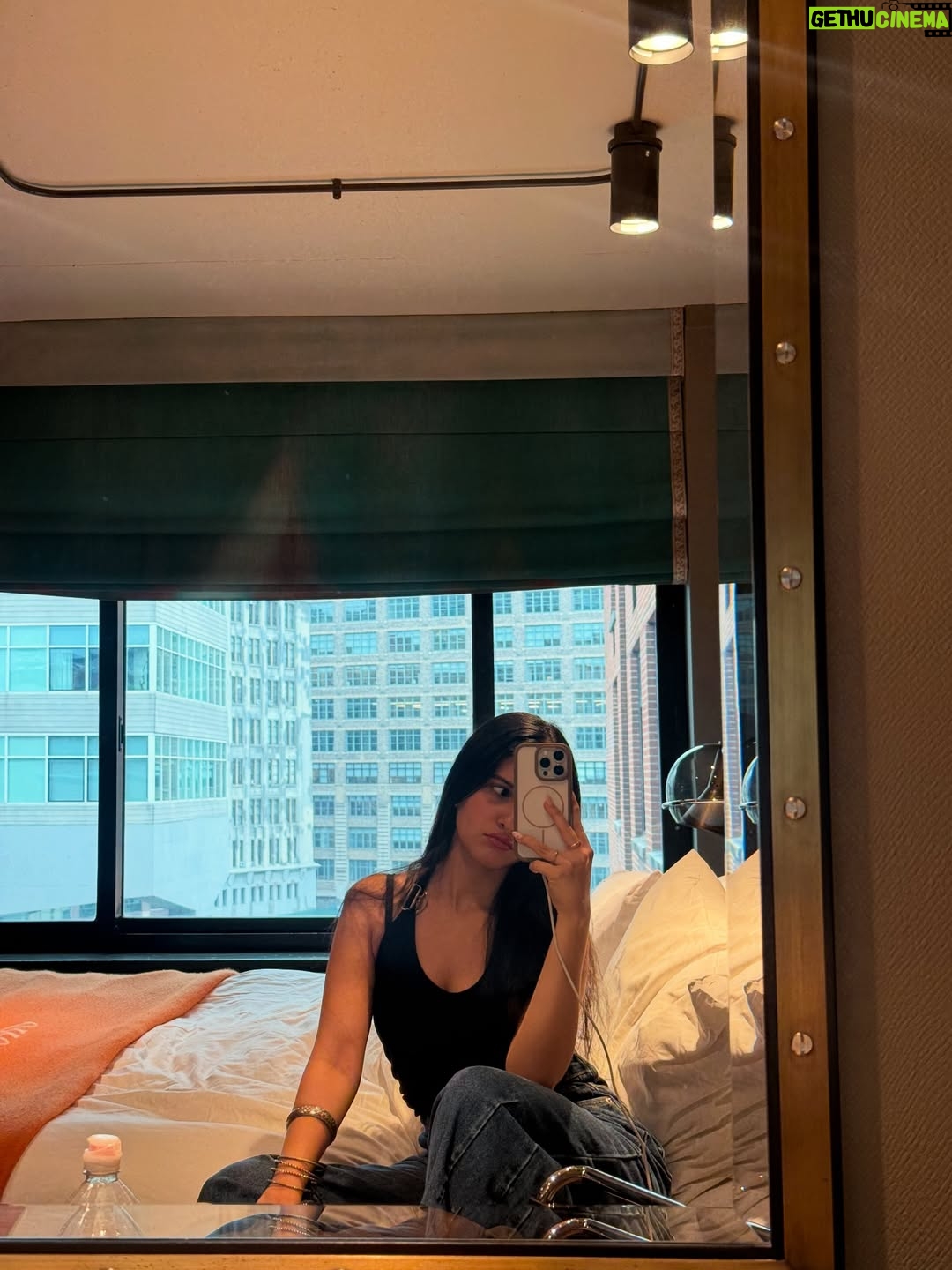 Taneesha Mirwani - 75.1K Likes - all my favourite faces in all my favourite places