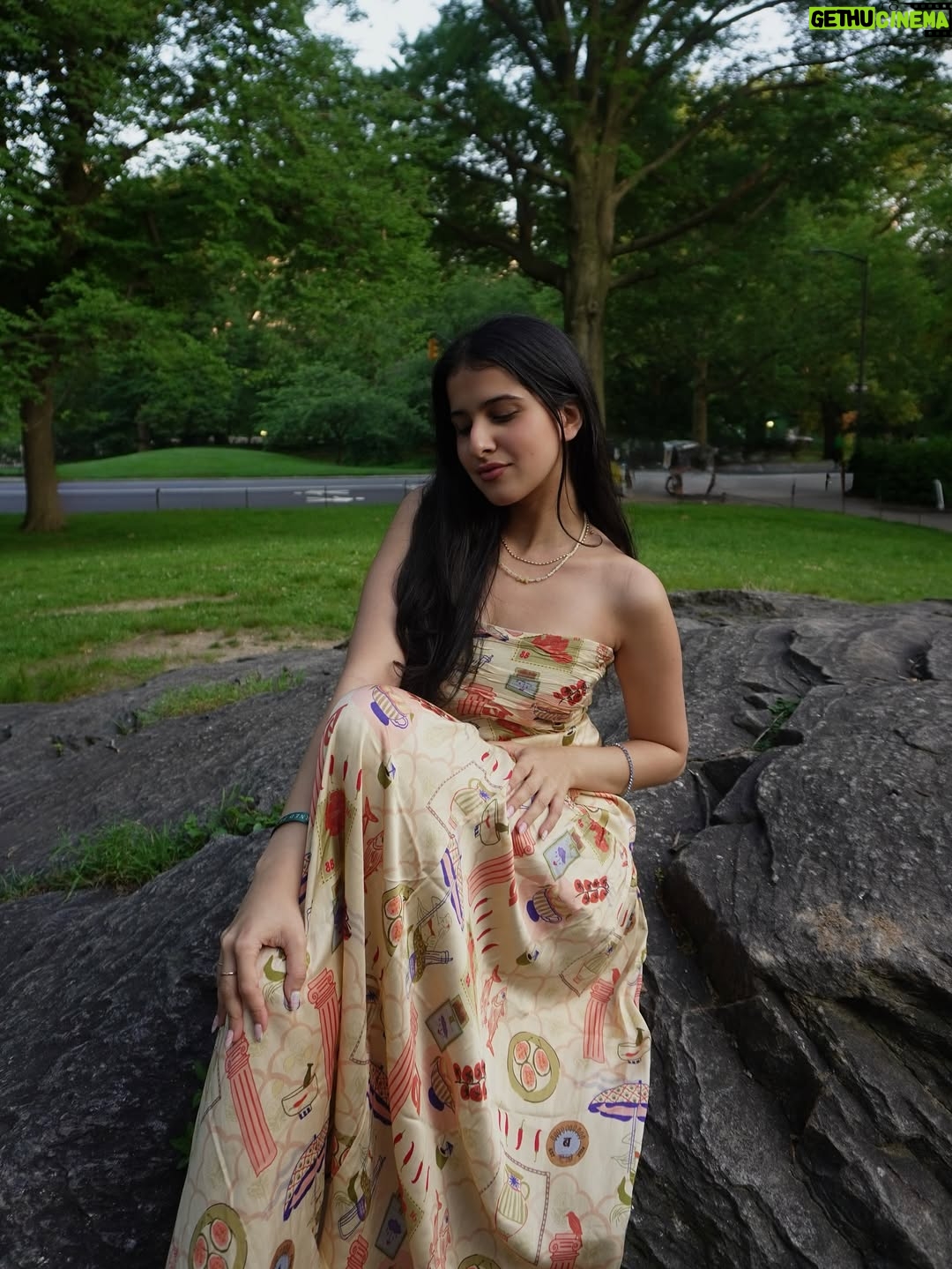 Taneesha Mirwani - 68.3K Likes - feeling so pretty this summer 🥹