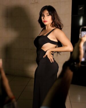 Taniya Chatterjee Instagram - 📸🖤🫶