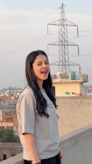 Taniya Kaur Instagram - Fragrance ♥️
#buggdi🐥
