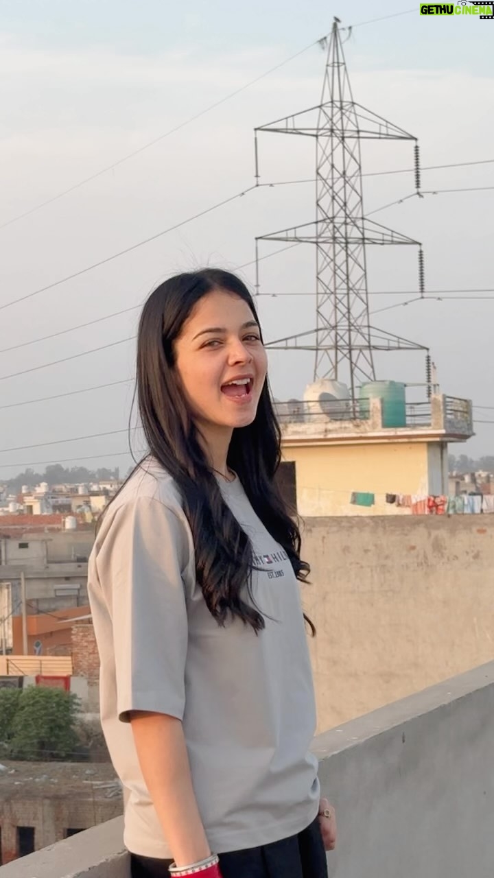 Taniya Kaur - 227.6K Likes - Fragrance ♥️ 
#buggdi🐥