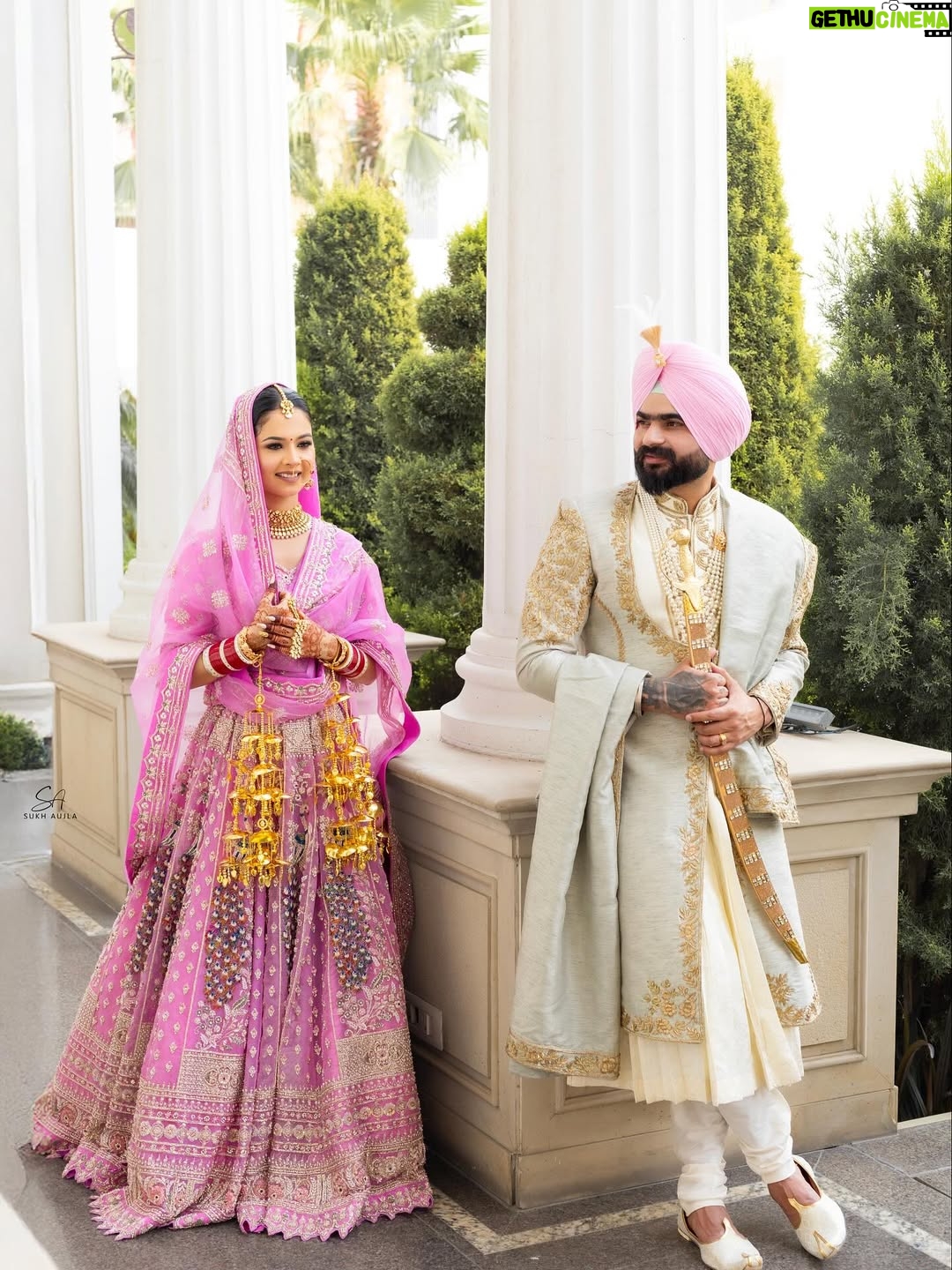 Taniya Kaur - 299.7K Likes - MERI DUNIYA🌍😘FINALLY❤️🧿😀 Sohna Jea Bridal Shoot Done❤️🧿 #buggdi🐥 
Tag your Love ❤️ 

Mua @parrygill_makeover 
Hairs by @abhi_hairstylist01 
Bridal Lehnga @seobridalstudio_official 
Groom’s Sherwani @seobridalstudio_official 
Reel by @kamaldeepkaur2201 
Jewellery @manirambalwantrai 
Mehandi Artist @royal_mehndi_arts 
Photographer @sukhaujla_photography 

#buggdi🐥 #couplegoals❤️ #ᴘᴜɴᴊᴀʙɪᴄᴏᴜᴘʟᴇ #coupleshoot #punjabicouplepost #couplepose