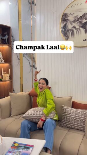 Taniya Kaur Instagram - Kon Kon Dekhda Fer Jetha Laal😂❤️🧿 #buggdi🐥
