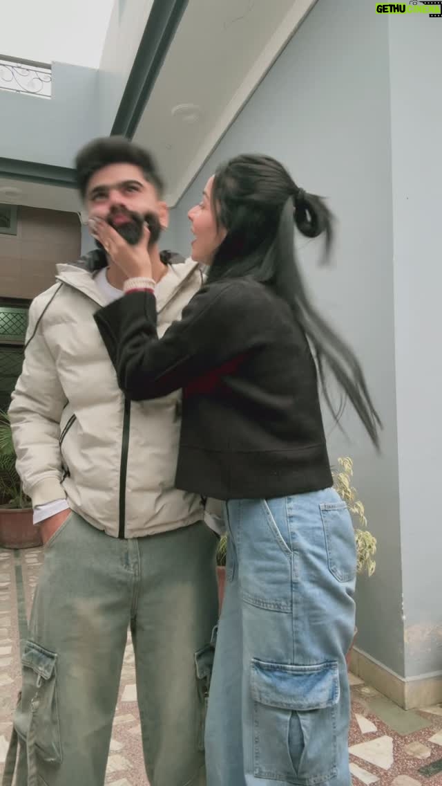 Taniya Kaur - 240.2K Likes - Mere wargi Nhi labni🤭 #buggdi🐥