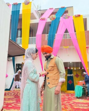Taniya Kaur Instagram - Duniya🌍❤️🫰🏻😘🦦 #buggdi🐥
