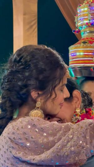 Taniya Kaur Instagram - Happy Mother’s Day ❤️🧿….
#buggdi🐥
