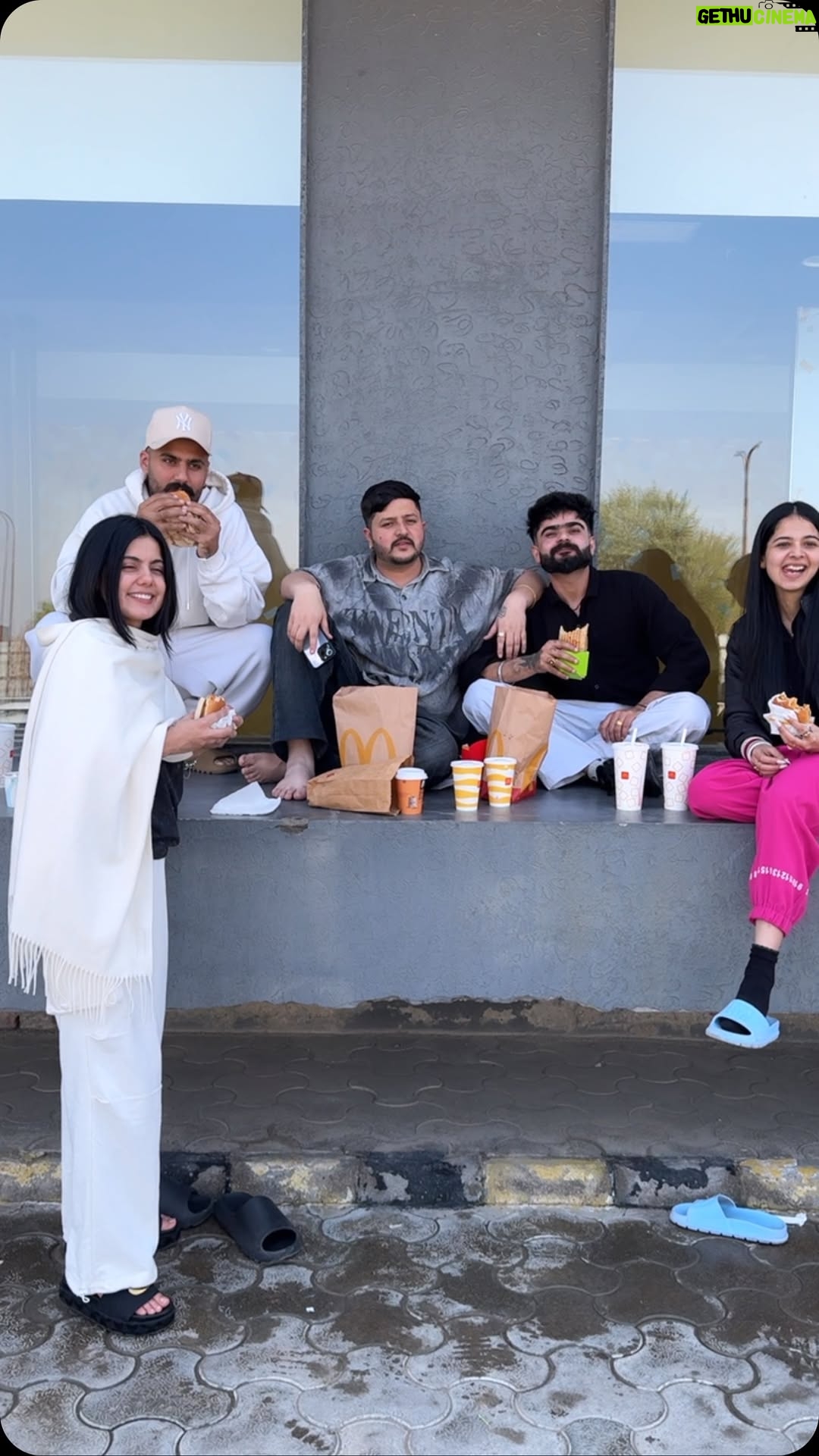 Taniya Kaur - 209.1K Likes - 🤣
