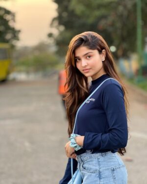 Tannu Bhardwaj Instagram - One question u would like to ask??? ❤️🥰