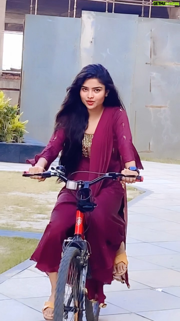 Tannu Bhardwaj - 128.8K Likes - ❤️