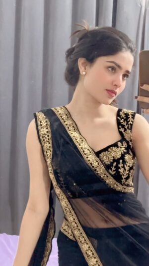 Tannu Bhardwaj Instagram - Draft 🖤