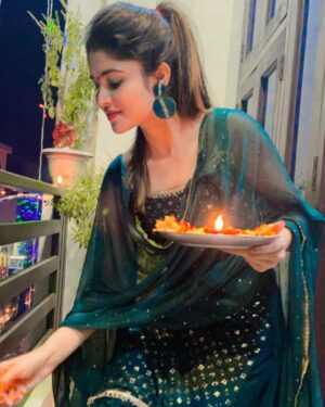Tannu Bhardwaj Instagram - Happy Diwali 🪔 ❤️