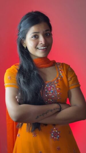 Tanushka Sharma Instagram - Mera dil tujhpe aa hi gaya❤️
#reelitfeelit #explore #expression #oldsongs #oldisgold #viral #acting #look #beautiful #tanusshkasharma