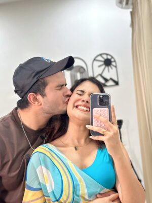 Tanya Rathi Instagram - I love you even more when you wear Saree 😍♥️