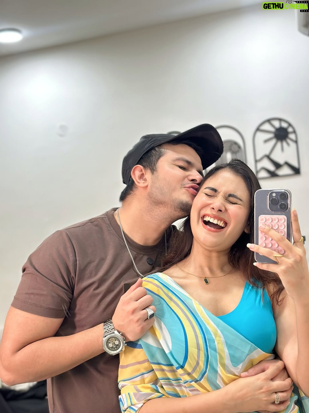 Tanya Rathi - 119.4K Likes - I love you even more when you wear Saree 😍♥️