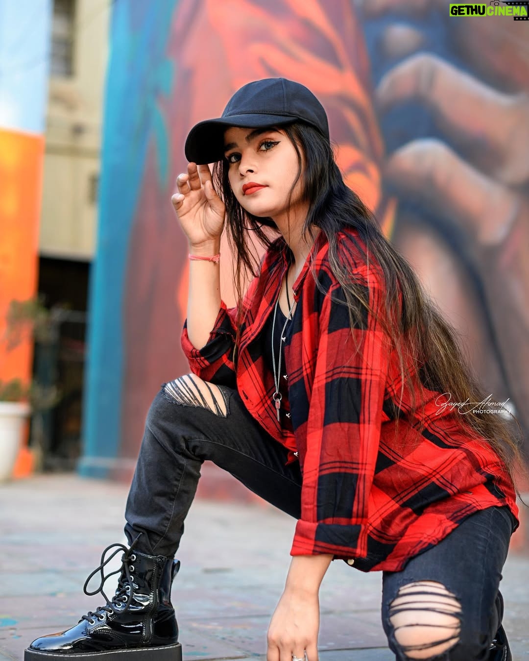 Tanya Sana - 11.6K Likes - Be yourself there is no one better. 🖤
.
📸- @zayed_ahmad_photography 
.
.

#teamlucky #tanyafam #foryou #trending #fashion #fasionblogger #style #styleblogger