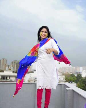 Tanya Sana Instagram - HAPPY HOLI 🥰🌈🎊
Holi is not just a festival of colours. It’s a festival of emotions and carefreeness.
.
@creatorsnest.in
.
Edit by :@zayed_ahmad_photography