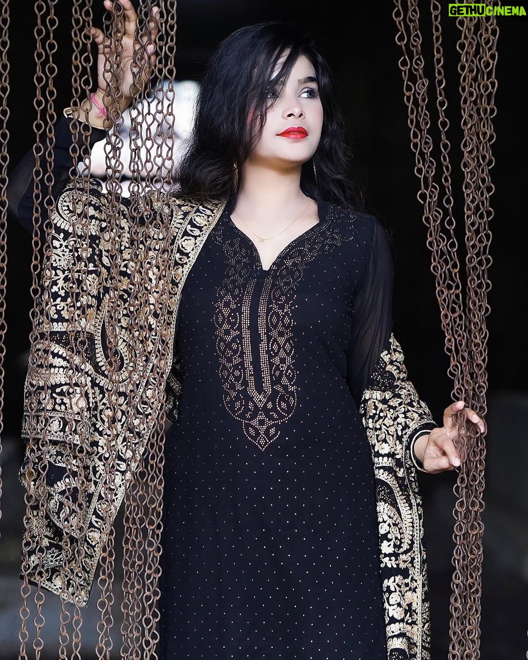 Tanya Sana - 11.3K Likes - Eid al adha mubarak🖤
.
.
📸 - @zayed_ahmad_photography 
.
.

#teamlucky #tanyafam #foryou