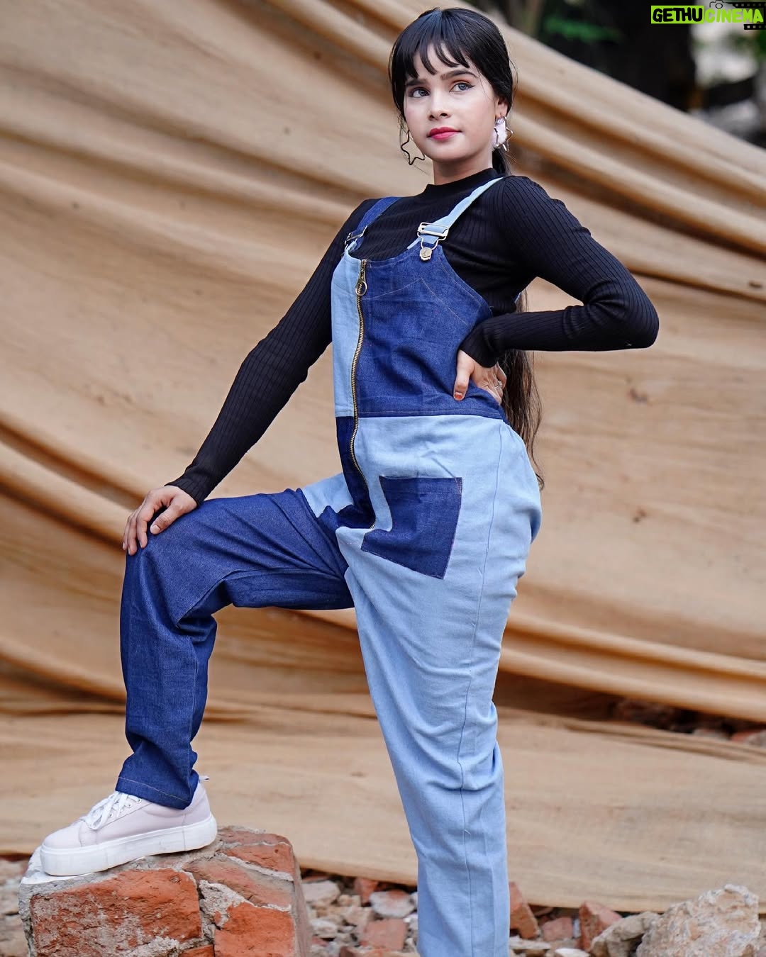 Tanya Sana - 11K Likes - Cute but psycho.💜😜
.
.
.
📸 : @zayed_ahmad_photography 

#teamlucky #tanyafam #foryou #trending #fashion #fasionblogger #style #styleblogger