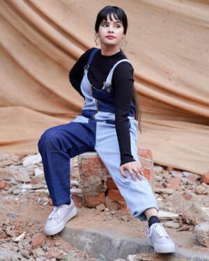Tanya Sana Instagram - Cute but psycho.💜😜
.
.
.
📸 : @zayed_ahmad_photography
#teamlucky #tanyafam #foryou #trending #fashion #fasionblogger #style #styleblogger