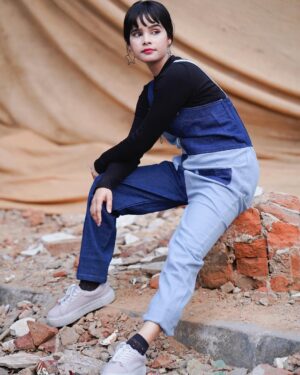 Tanya Sana Instagram - Cute but psycho.💜😜
.
.
.
📸 : @zayed_ahmad_photography
#teamlucky #tanyafam #foryou #trending #fashion #fasionblogger #style #styleblogger