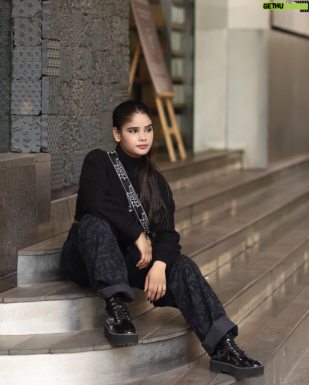 Tanya Sana - 11.6K Likes - I believe in 4G’s god, goal, growing, glowing.⚡️
.
.
📸- @abhi_clix 
.
.
#h&m #fashion #style 
#teamlucky #tanyafam #foryou
