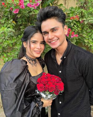 Tanya Sana Instagram - My only enemy that I can’t live without. Sis♥️ @tanyasana786
.
.
.
.
.
.
#tanyafam #teamlucky #luckydancer #btwitslucky #brothersisterlove #siblings