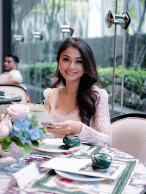 Tasha Shilla Instagram - An afternoon filled with grace, warmth, and beautiful moments at the hi-tea event with @rizmanruzaini x @stregiskl . Grateful to be wrapped in elegance by @doublewoot_fashion … 🖤🤍
Kindness and style always go hand in hand. 💫🍰 @eliana__efendieva
#GraciousMoments #RizmanRuzaini #DoublewootElegance #stregisklxrizmanruzaini #FloralSociety