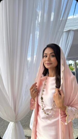 Tasha Shilla Instagram - Semoga Syawal tahun ini penuh makna & momen-momen indah Insya-Allah 💖