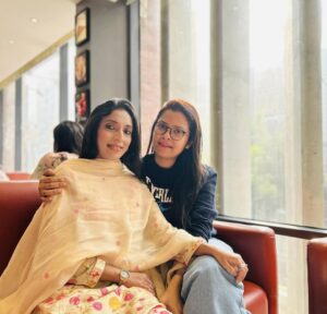 Tasnova Hoque Elvin Instagram - Mommy’s day out 😎

Auriza’s Momma
Umaiza’s Momma
Adittya n Hridhima’s Momma & 
Amayer’s Momma 🫶