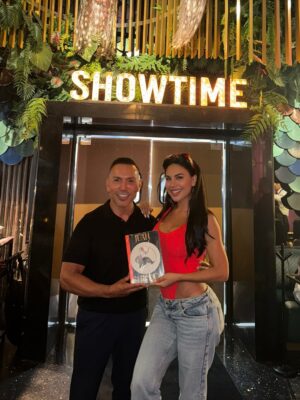 Tefi Valenzuela Instagram - Life lately 🩷 people who inspire me … people that get inspired with me , little moments 🤍 🎵 big memories …life is beautiful #miami #miamilife #art
