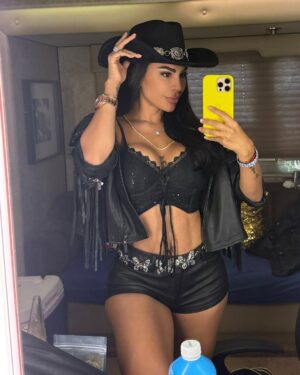 Tefi Valenzuela Instagram - Los Angeles is always a God idea #tefivalenzuela #lifestyle