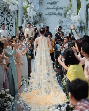 Thandar Bo Instagram - KaungMyatCouture bride @thandarbo_boyit  #kaungmyatcouture #kaungmyatedition #houtecouturedress #couture #myanmartraditionaldress