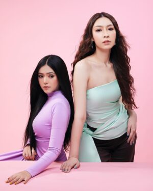 Thandar Bo Instagram - Hair & Makeup- Yaung
Stylist -Yoko San
Designer -Zippy,Zin Zue Htet Naing
Photography -Aung Zaw(Love Space)
Retouch-Nyi Nyi Hla Baw(Love Space) #mydearyoutheseries