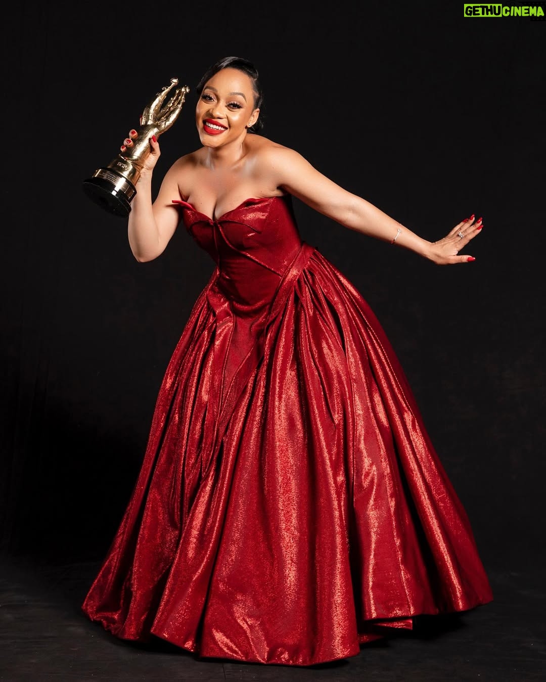 Thando Thabethe - 61.7K Likes - To say I’m elated would be putting it lightly!!!

This season of how to ruin was particularly special!!! 
I was sooo overwhelmed last night that I didn’t get to share a very special story…

This show taught me how to laugh through some of the greatest pain!!! 

The birthing scene for one, was one of the most challenging…we shot it on the 28th of June, my late brothers birthday!!! I was very much in my feels… but you @ferry_jele held my hand through that day.. and on this day I learnt what it means to take your pain and turn it into art… comedy even 😂!

@johnnybarbuzano for letting us play from season 1, all the cast and crew for playing…thank you!!!
@netflixsa @burntoniontv for this very special franchise!!!
And to all that love and binge “How To Ruin Christmas” THANK YOU
Ladies and gentleman a SAFTA AWARD WINNING ACTRESS!!!! 🦅🦅🦅💃🏻💃🏻💃🏻
