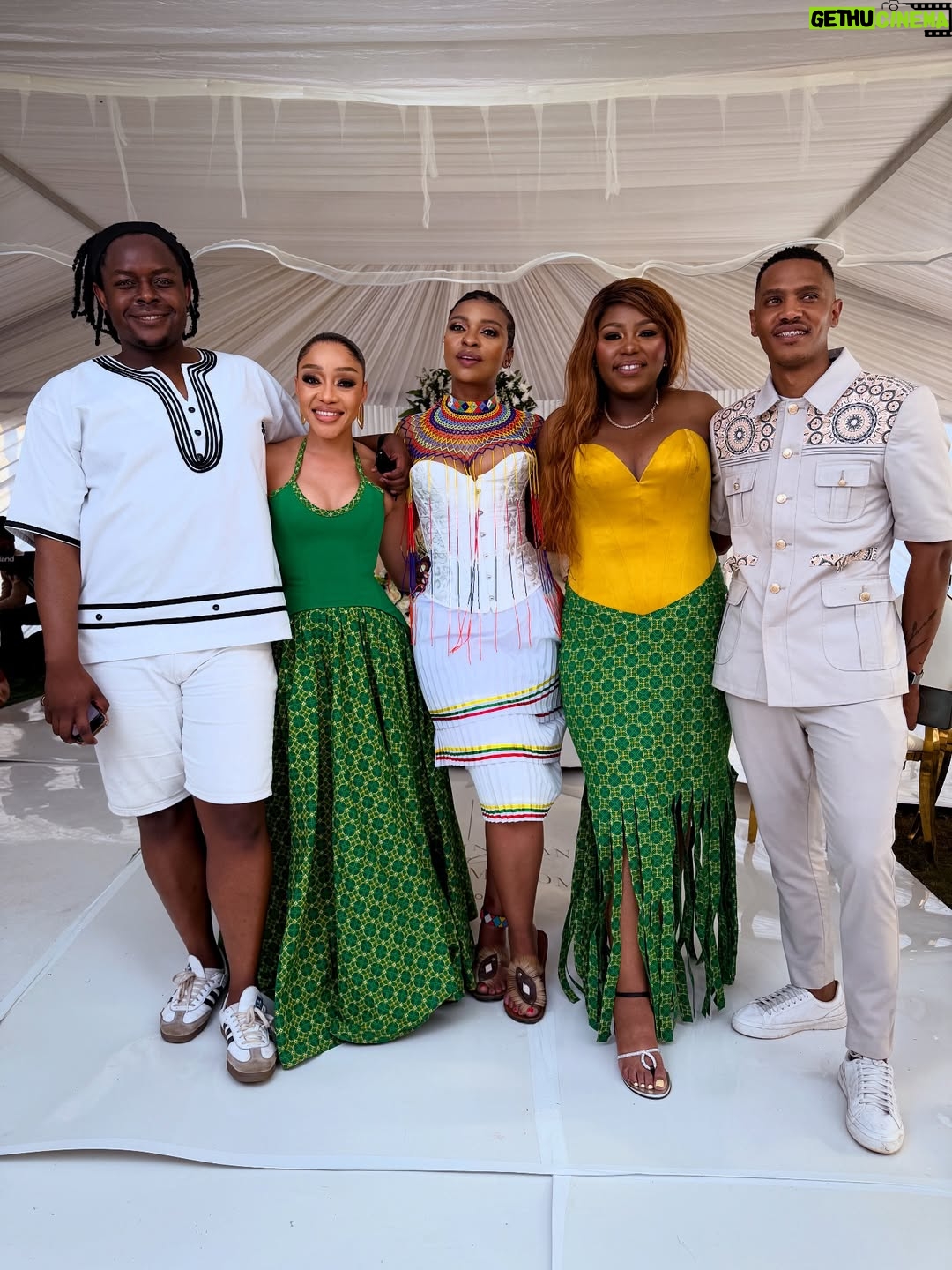 Thando Thabethe - 55.1K Likes - The most beautiful weekend, the most beautiful celebration of Gods grace ❤️🩷
#Zuluchella