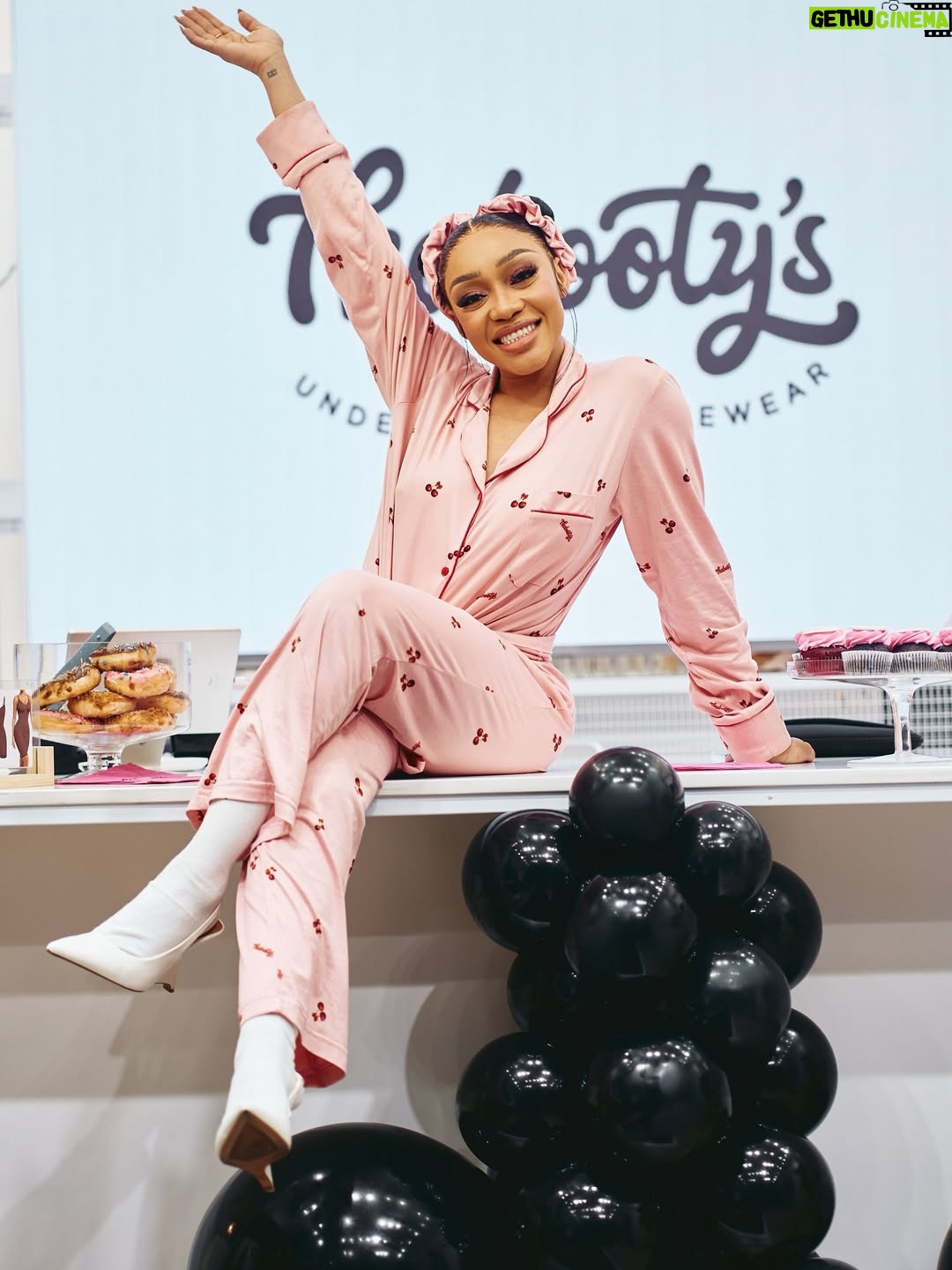 Thando Thabethe - 45.1K Likes - Something about sisterhood!!! 🩷🩷🩷

Here’s to strong women: may we know them, may we be them, may we raise them.” 
Thank you to every queen who showed up, laughed loud, played hard, and made our PJ night unforgettable. 💖 Here’s to the power of women, the magic of connection, and the memories we’ll keep forever.

I think we should do another one @thabootys