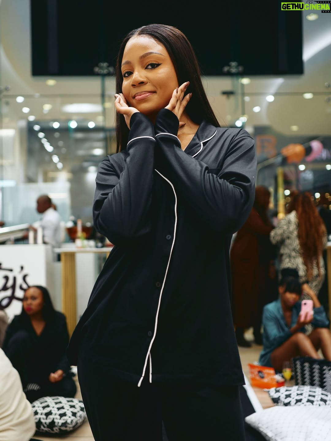 Thando Thabethe - 45.1K Likes - Something about sisterhood!!! 🩷🩷🩷

Here’s to strong women: may we know them, may we be them, may we raise them.” 
Thank you to every queen who showed up, laughed loud, played hard, and made our PJ night unforgettable. 💖 Here’s to the power of women, the magic of connection, and the memories we’ll keep forever.

I think we should do another one @thabootys