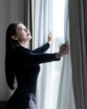 Thinzar Wint Kyaw Instagram - 🦨 #thinzarwintkyaw👸🏻