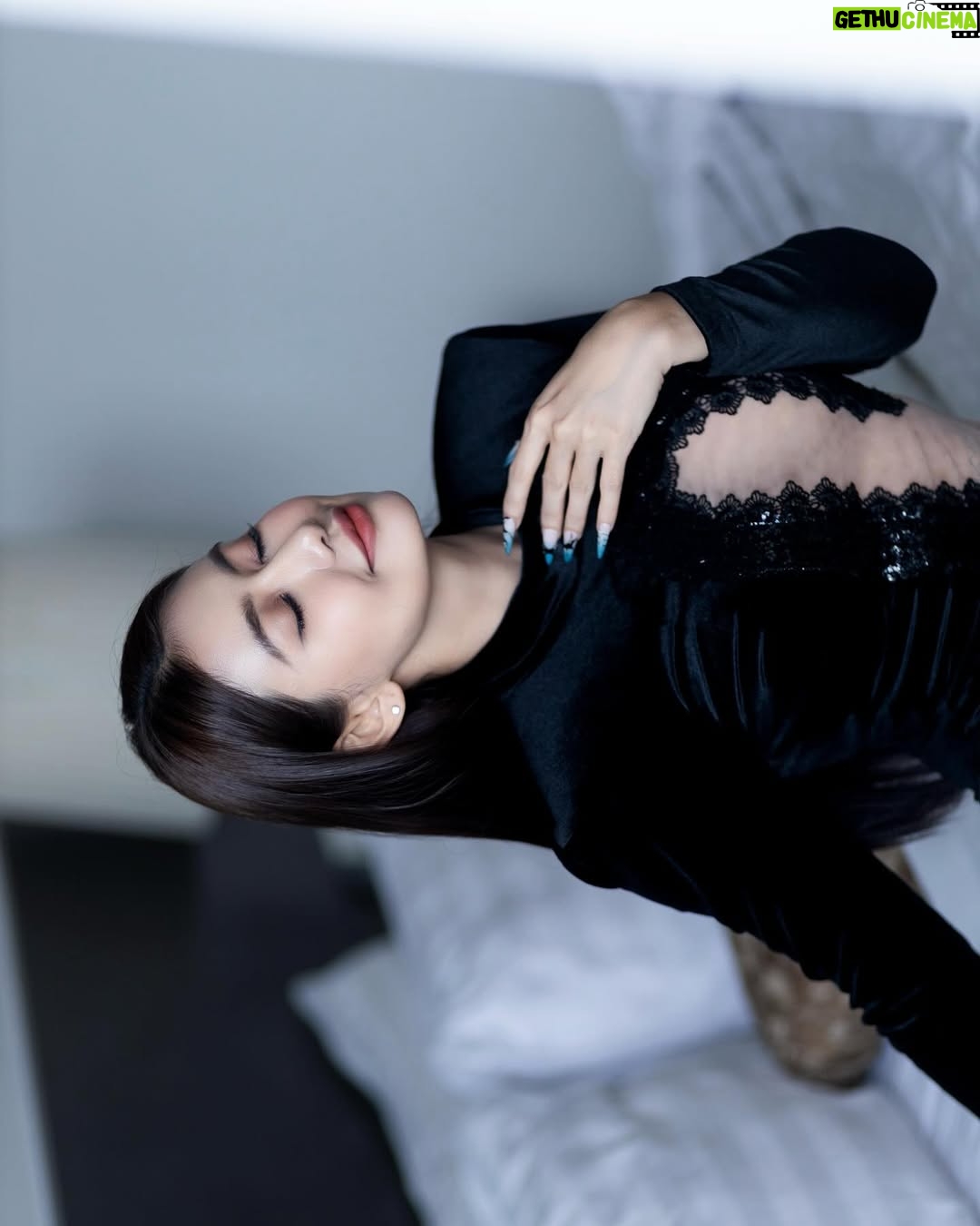 Thinzar Wint Kyaw - 5.7K Likes - 🦨 #thinzarwintkyaw👸🏻