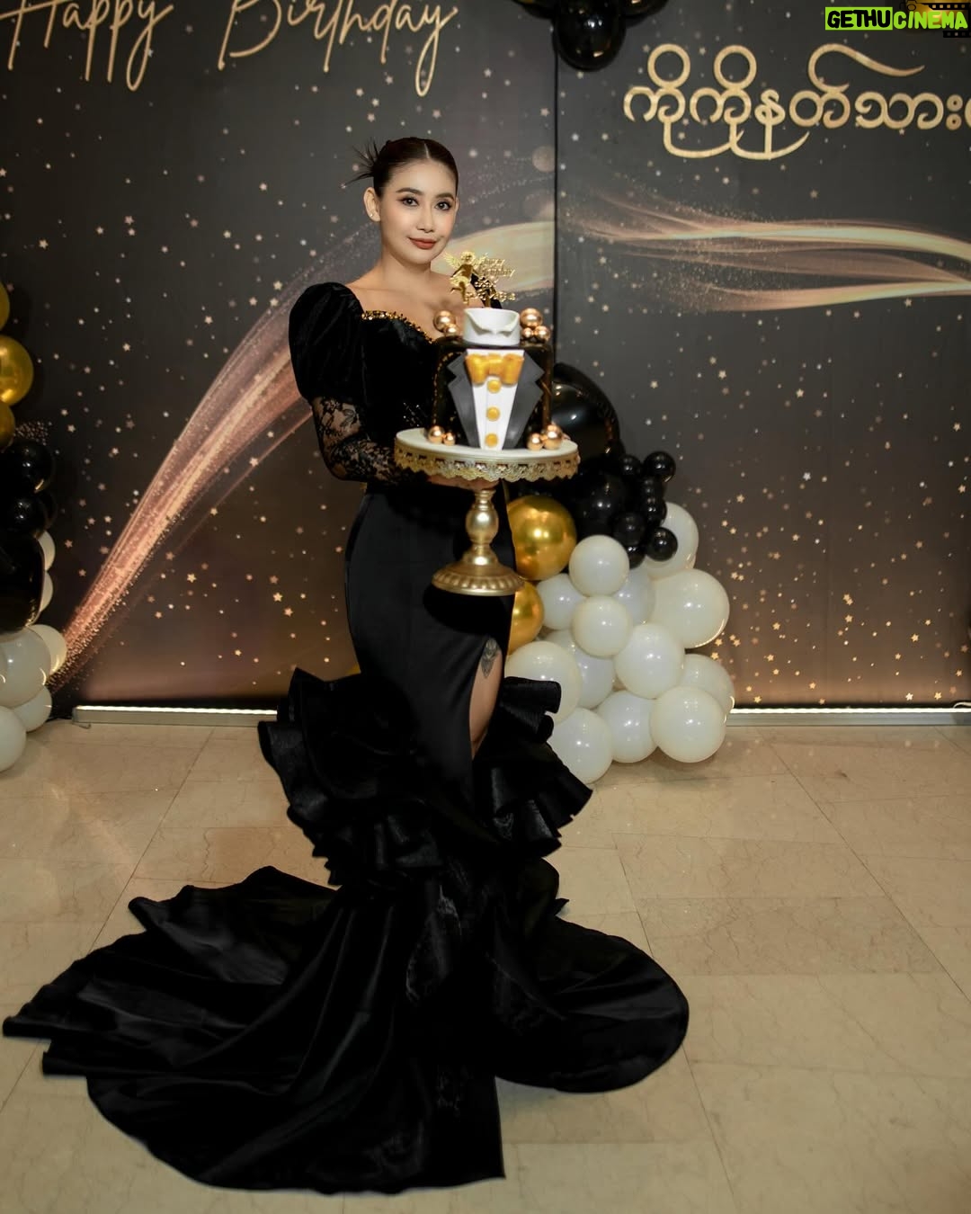 Thinzar Wint Kyaw - 4.9K Likes - 🖤 #thinzarwintkyaw👸🏻